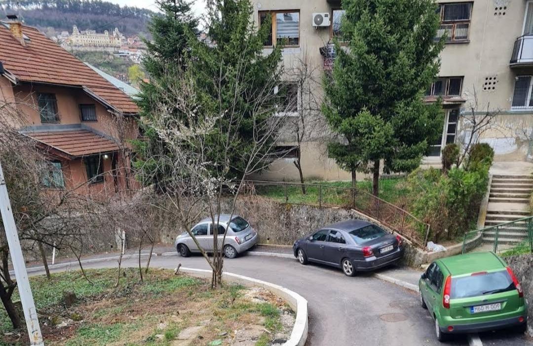 Cozy, Nice & Quiet Apartment Lucky Sarajevo - Free Public Parking Eksteriør bilde